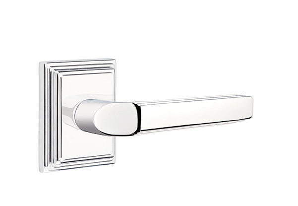 Emtek Milano Lever with Wilshire Rosette - Classic Brass