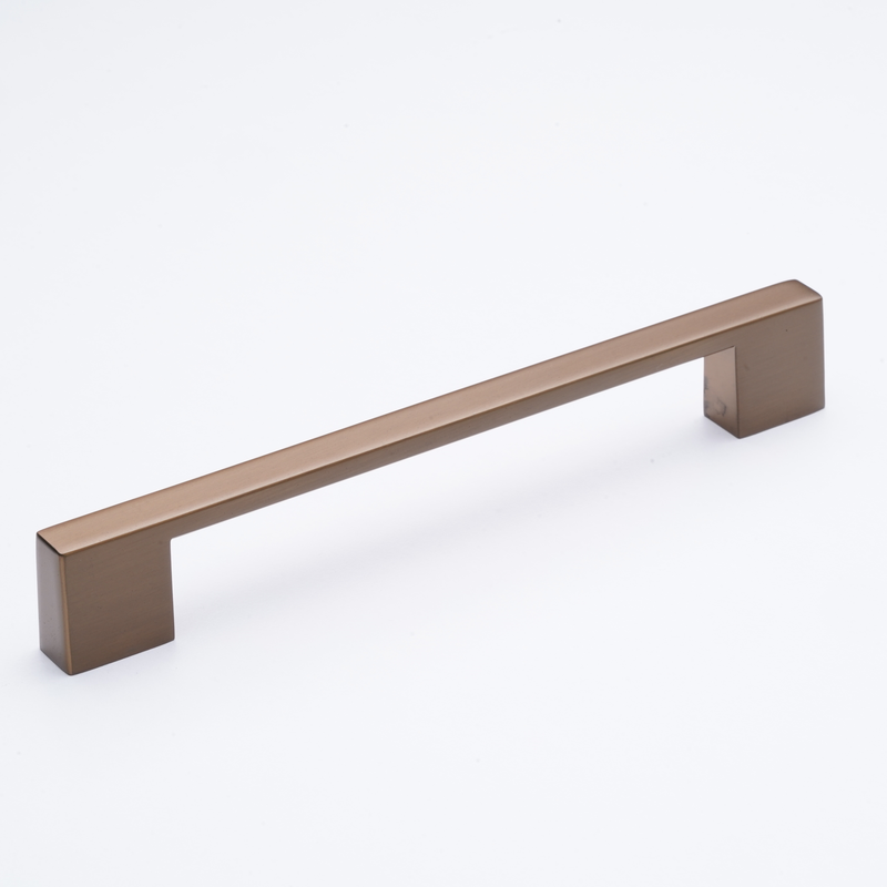 Straight Line Modern Handle - Squared Ends 1040
