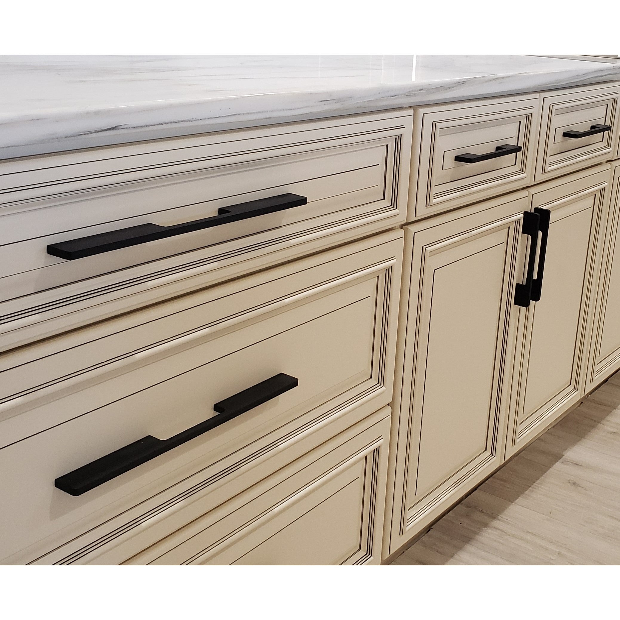 Sleek Straight Line Knurled Cabinet Handle - 1052