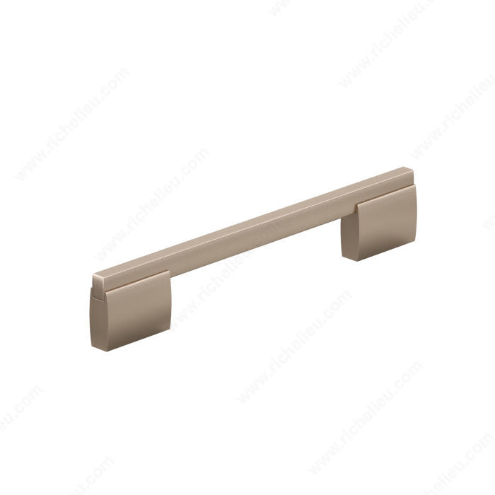 Richelieu Contemporary Metal Pull - 7990 - Inspiration Collection