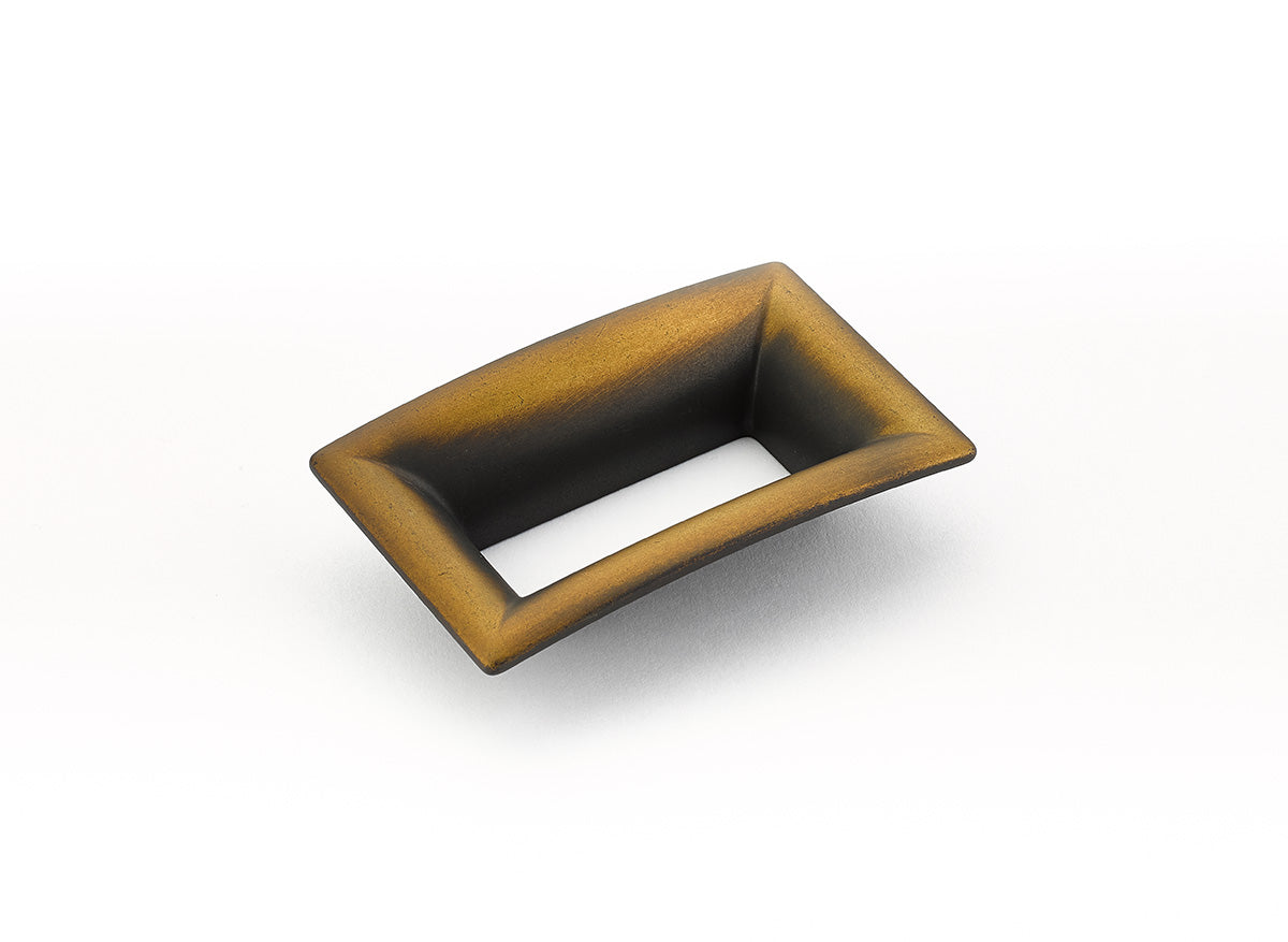 Schaub Cabinet Pull Flared Rectangle - Finestrino Collection