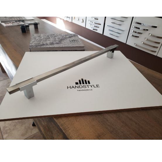 Modern Two Tone Appliance Pull - Chrome Base 4778