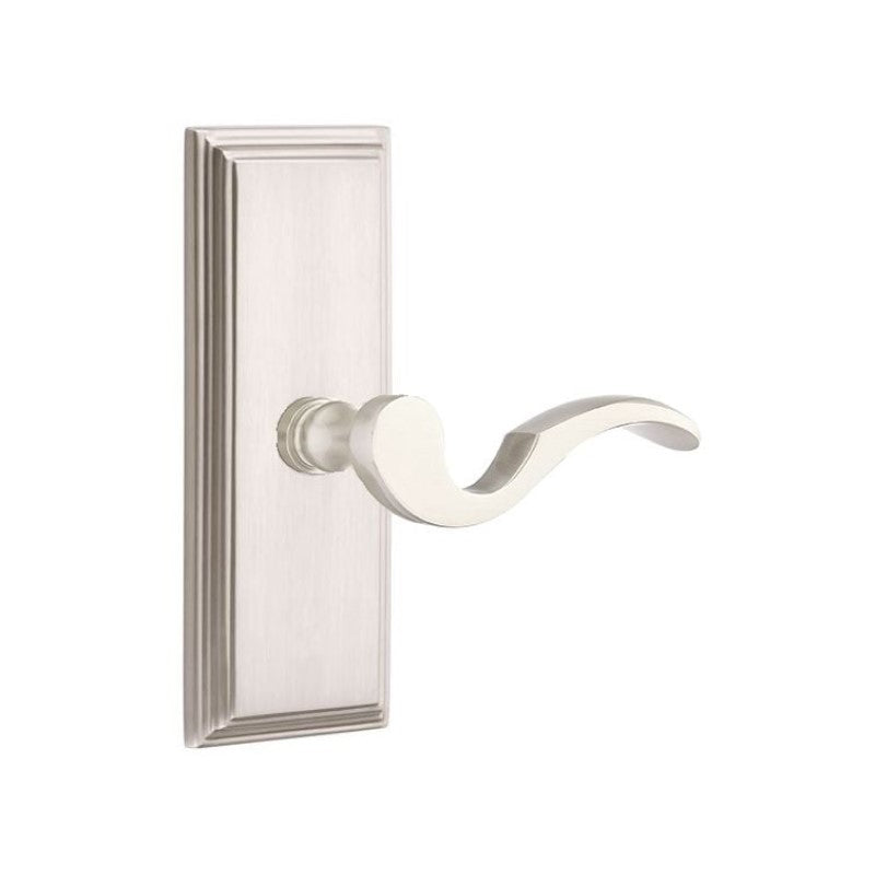 Emtek  Door Handle - Cortina Lever 7" Wilshire Sideplate - Classic Brass