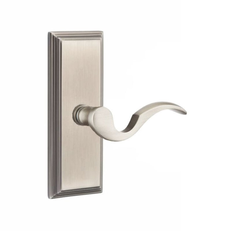 Emtek  Door Handle - Cortina Lever 7" Wilshire Sideplate - Classic Brass