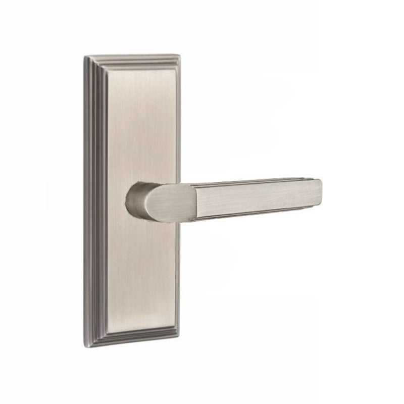 Emtek  Door Handle - Milano Lever 7" Wilshire Sideplate - Classic Brass