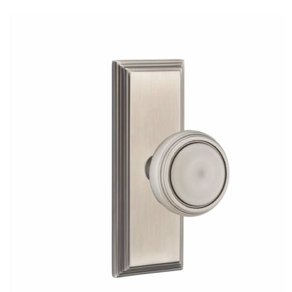Emtek  Door Handle - Norwich Knob 7" Wilshire Sideplate - Classic Brass