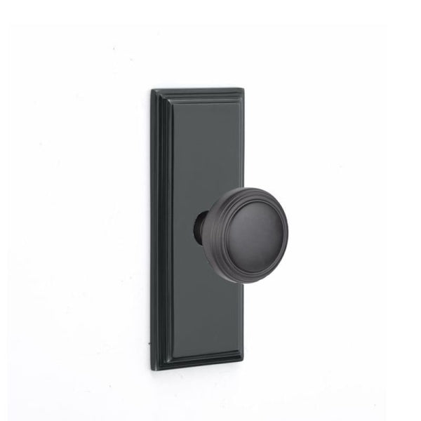 Emtek  Door Handle - Norwich Knob 7" Wilshire Sideplate - Classic Brass