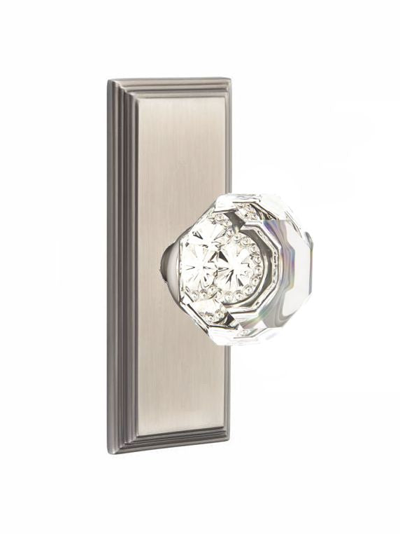 Emtek Door Handle - Old Town Glass Knob, 7" Wilshire Sideplate