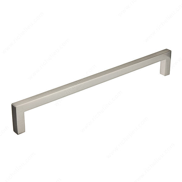 Richelieu Contemporary Metal Appliance Pull - 873 Collection