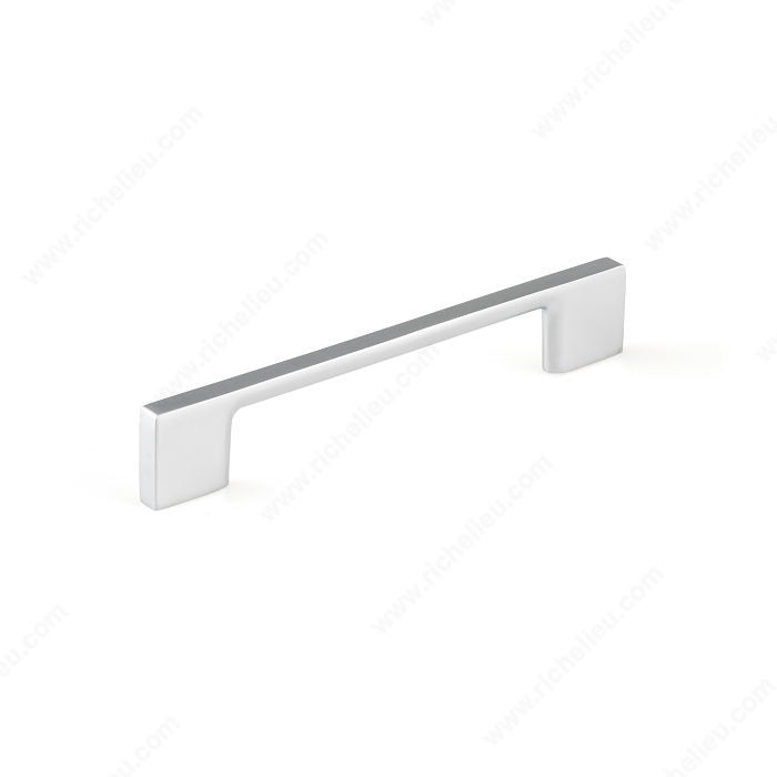 Richelieu Contemporary Metal Pull - 8160 Collection