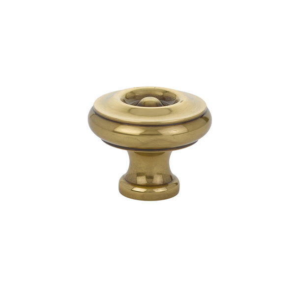 Traditional Waverly Knob
