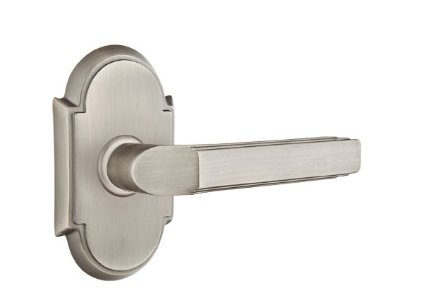 Emtek Milano Lever with Style 8 Rosette - Classic Brass