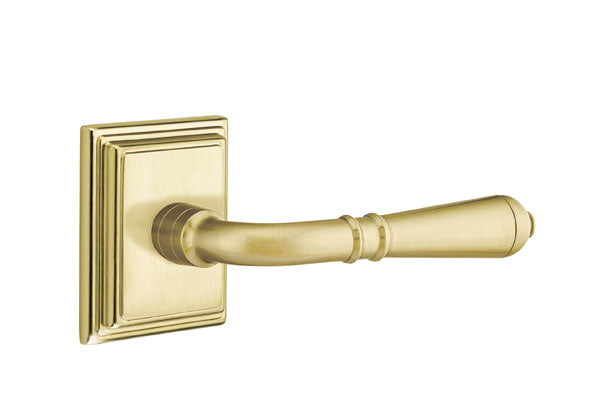 Emtek  Door Handle - Turino Lever Wilshire Rosette - Classic Brass